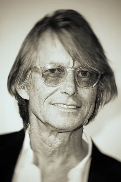 Bruce Robinson