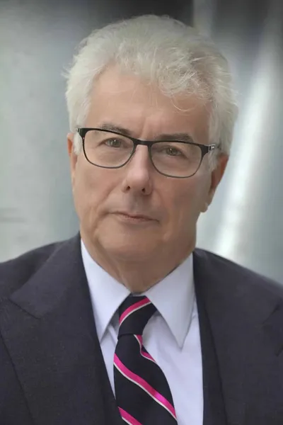 Ken Follett